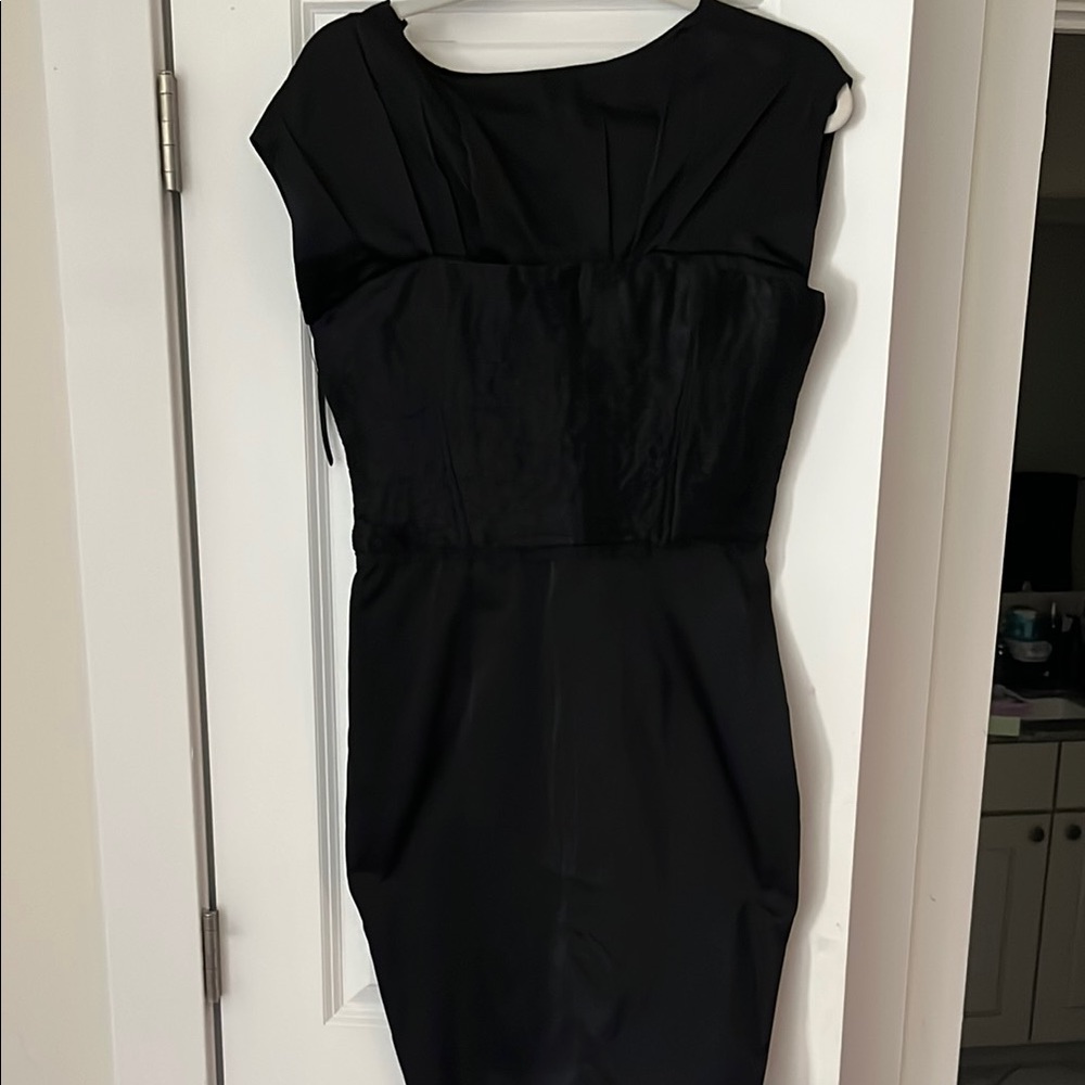 Nina Ricci Elegant Black Mini Dress